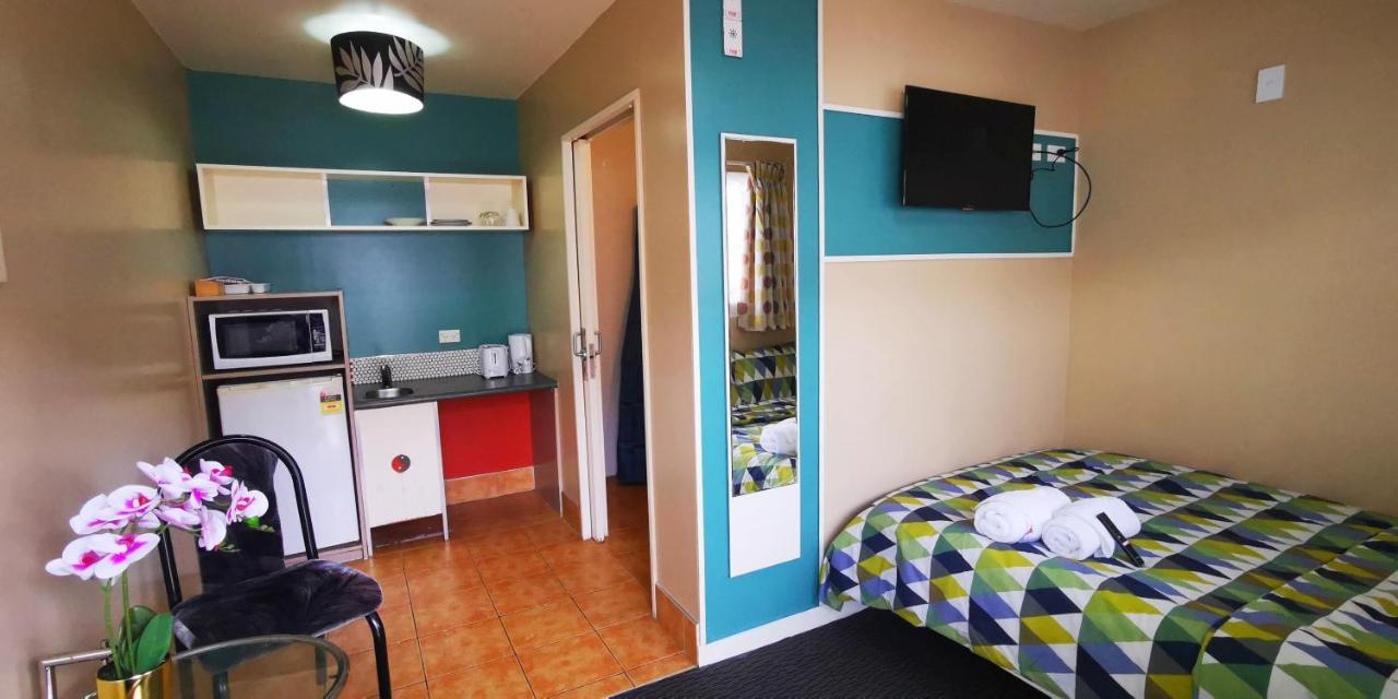 Astray Motel Rotorua Bagian luar foto