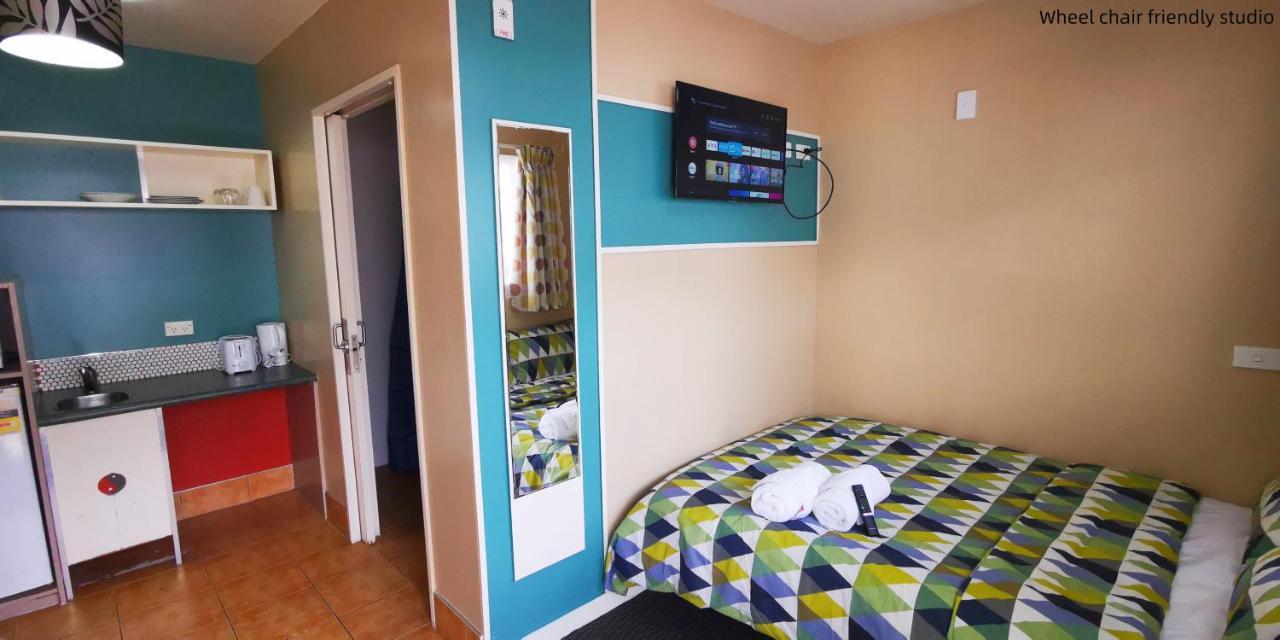Astray Motel Rotorua Bagian luar foto