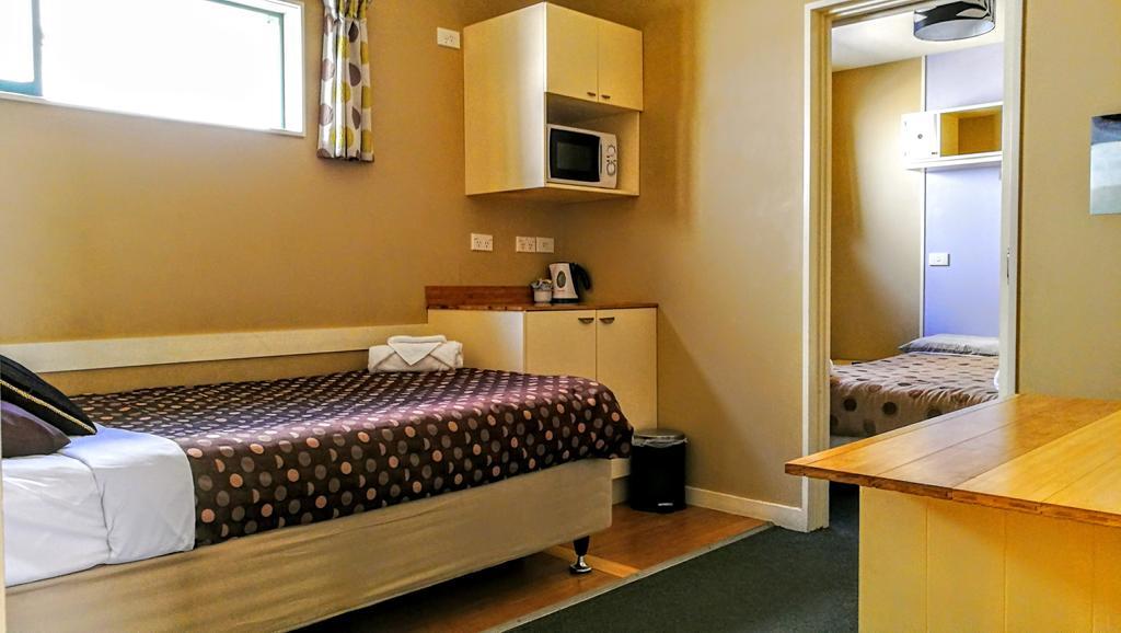 Astray Motel Rotorua Bagian luar foto